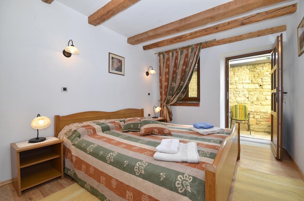 Bella Vista Apartments Motovun Room photo